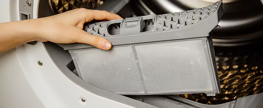 Signs Of A Clogged Dryer Lint Trap in Alamogordo, New Mexico